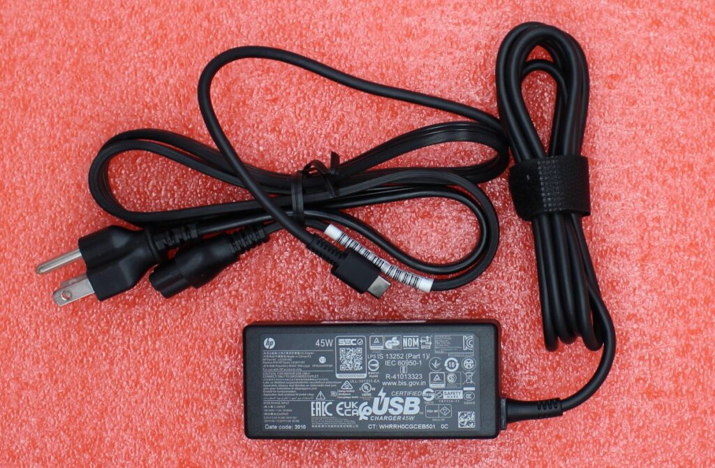 HP Smart AC power adapter 45 Watt - keine BLK - für Pavilion Laptop 13