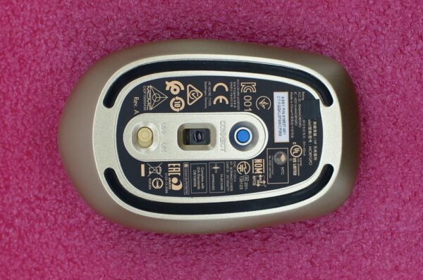 HP Wireless Mouse - Image 3