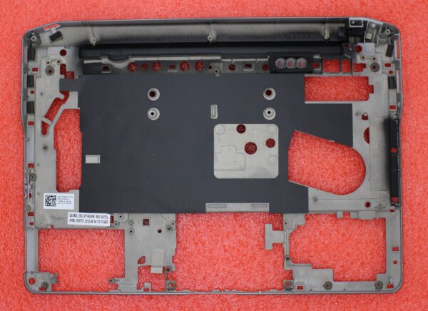 Dell Latitude E6230 Palmrest Frame - Image 2