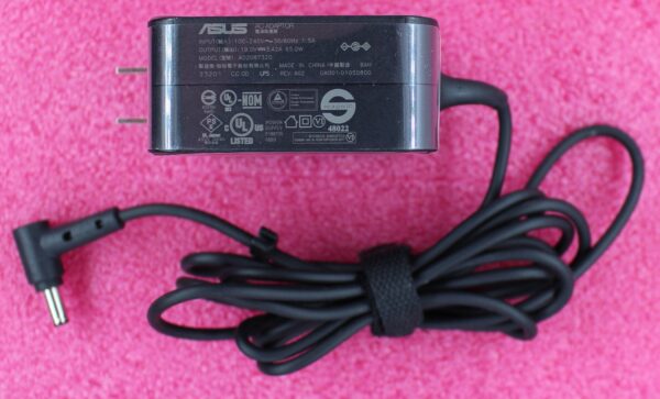 Asus 65W 19V 3.42A AC Adapter - Image 2